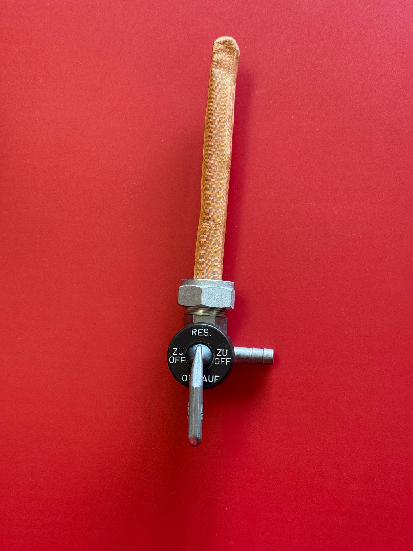 Karkoma Fuel Tap 90* LEFT Side BMW Airhead - 16 12 2 307 113