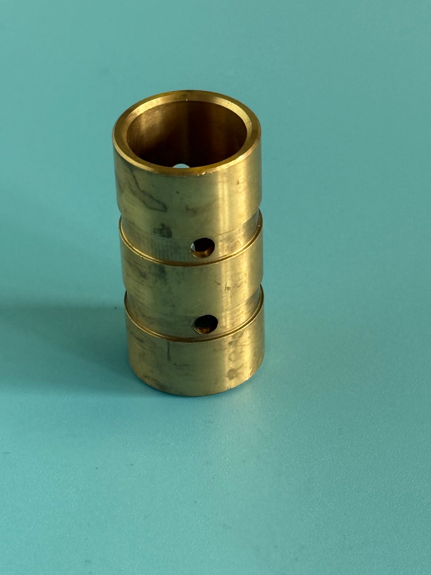 Rocker Arm Spindle Bush - 11 33 1 252 628