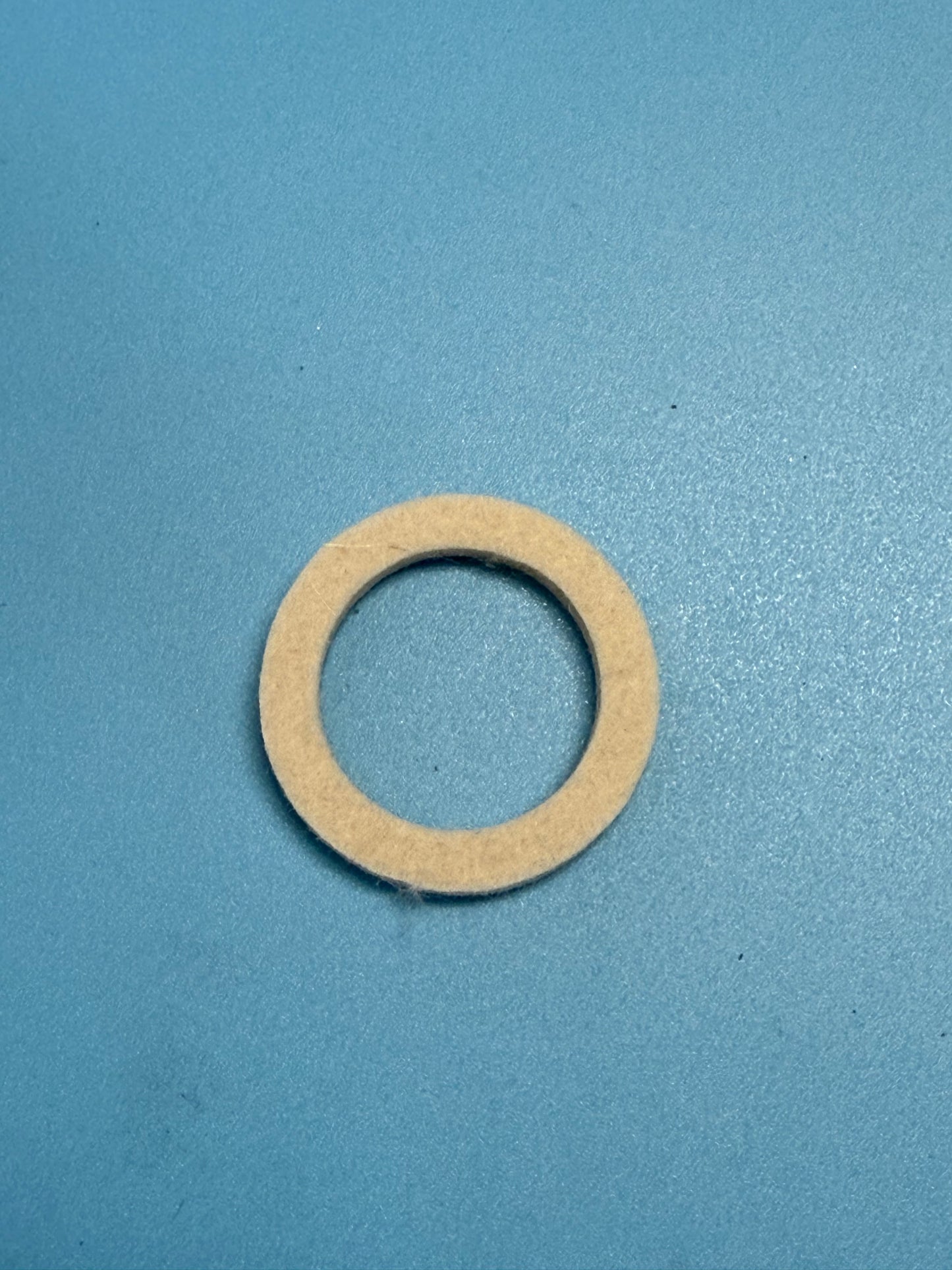 Felt Ring - Wheel Hub R12; R17; R5 - R71; R51/2 - R68. BMW - 36 31 4 038 258