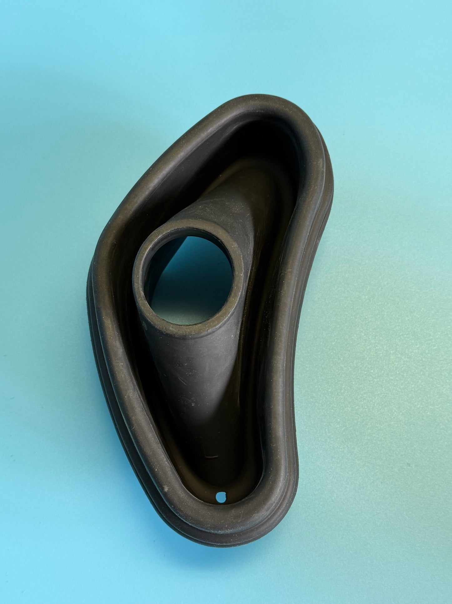 Fairing Panel Gaiter - Left- BMW Airhead R100RS R80-R100RT - 46 63 1 235 500