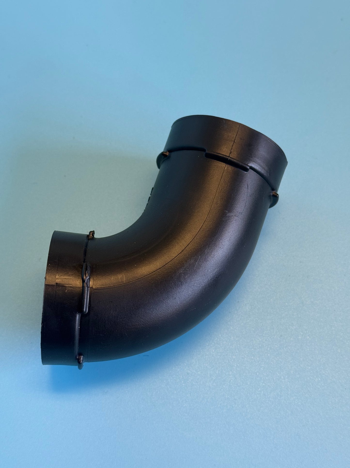 Manifold Inlet Pipe Right Side BMW Airhead - 13 72 1 258 060