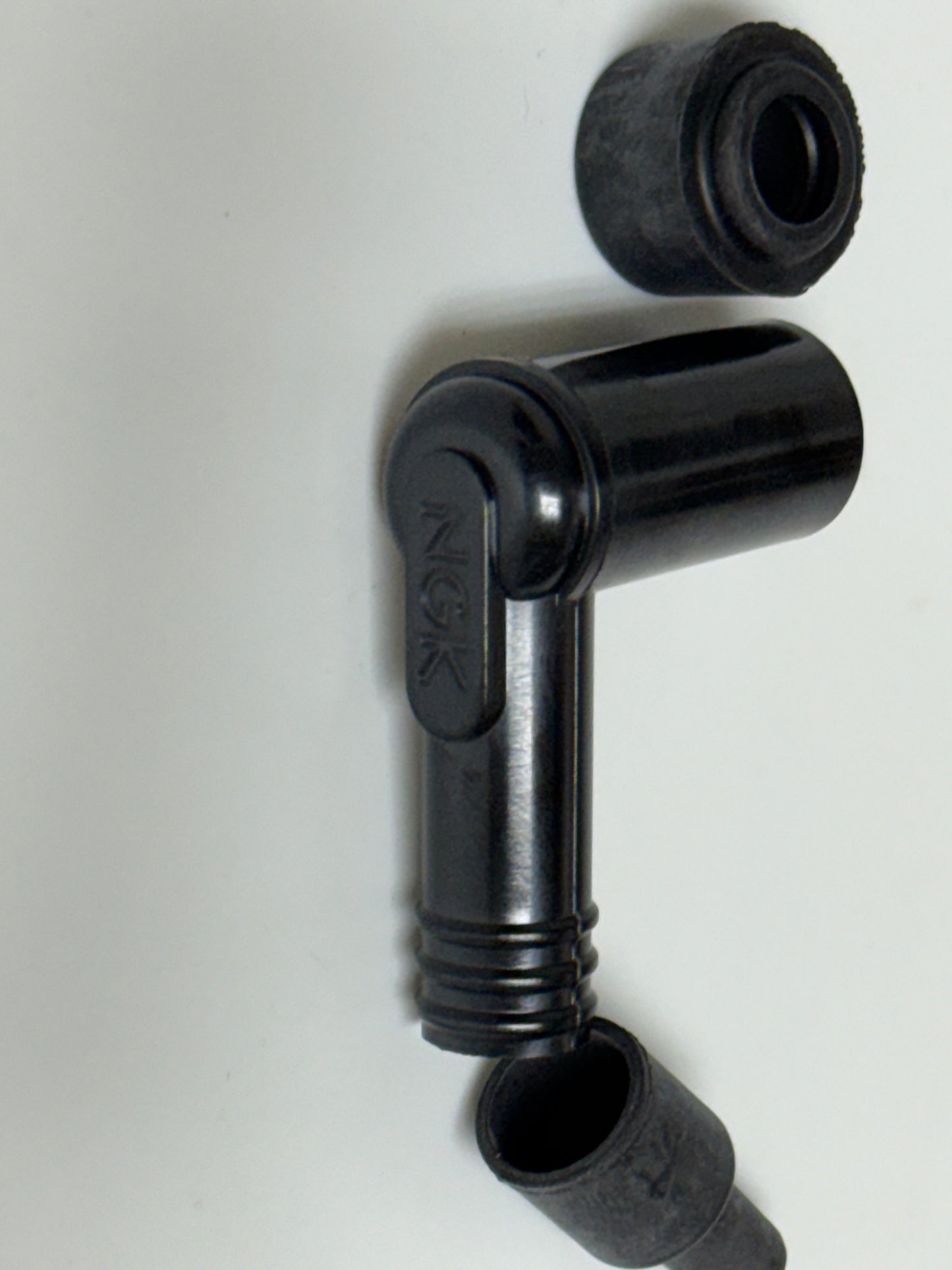 NGK LBF - 0 k ohm Sparkplug Cap