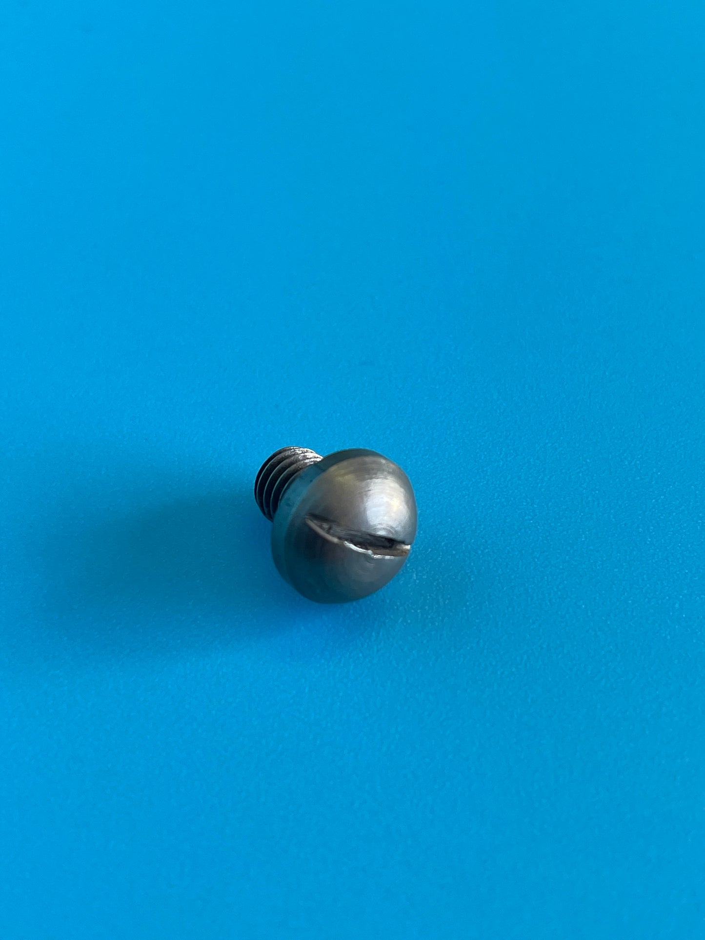 ROUND HEAD M5X6MM SS BMW AIRHEAD - 07 11 9 916 604