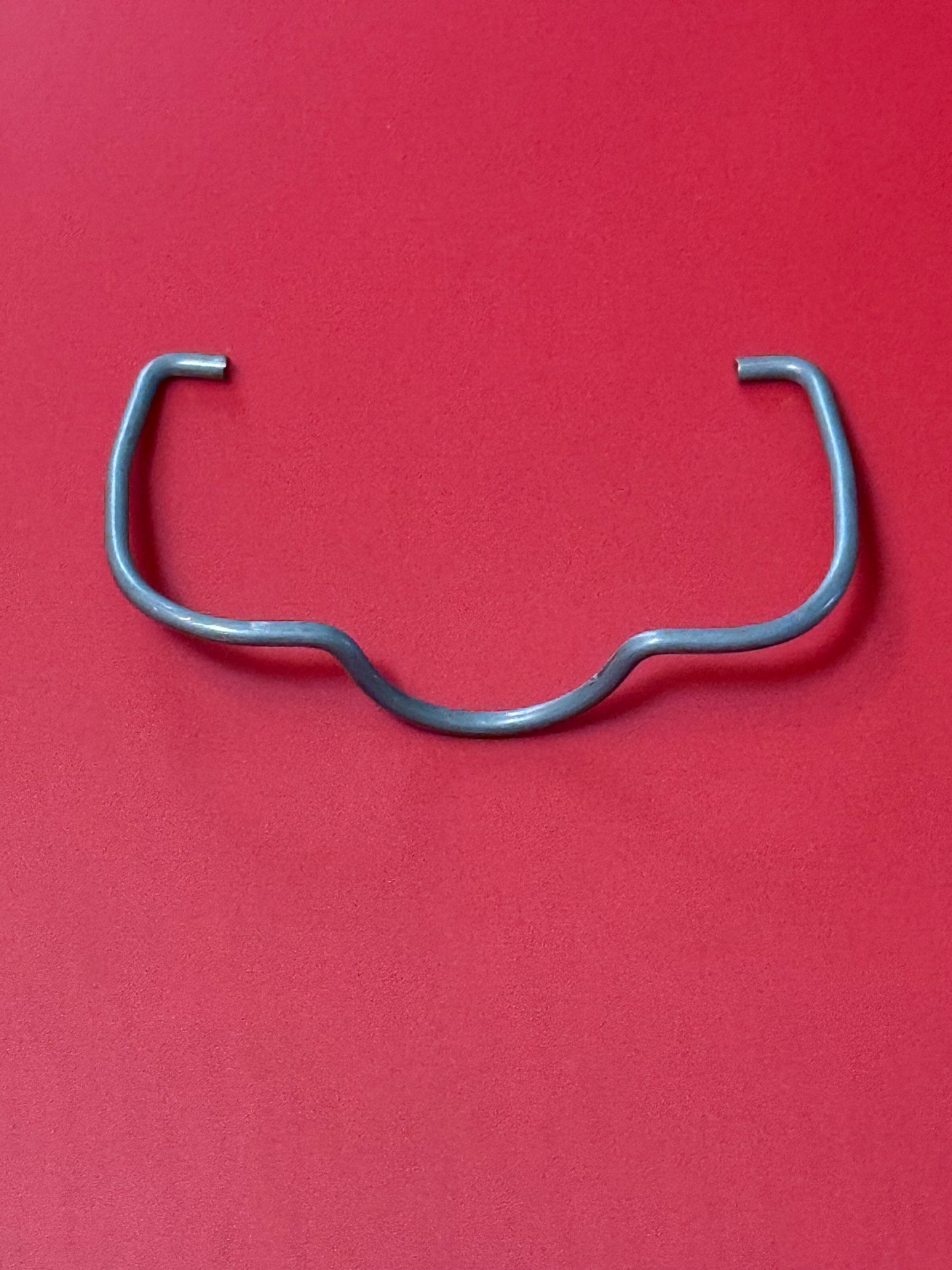 BING Carburetor Float Bowl Clip - BMW Airhead -13 11 1 254 765