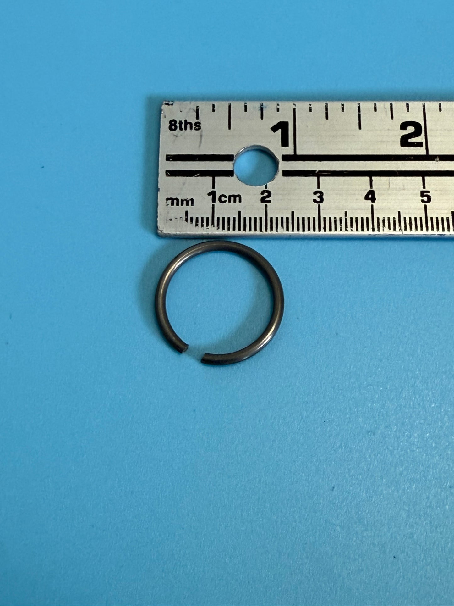 Snap Ring On Driveshaft BMW Airhead - 26 11 1 237 189