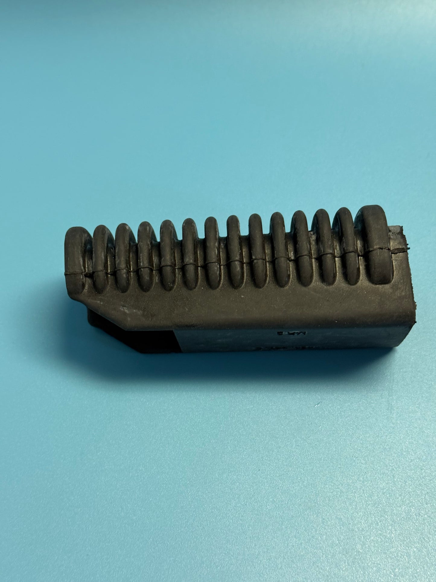 Footrest Rubber BMW R65-R100GSPD K75- K100 46 71 1 454 887