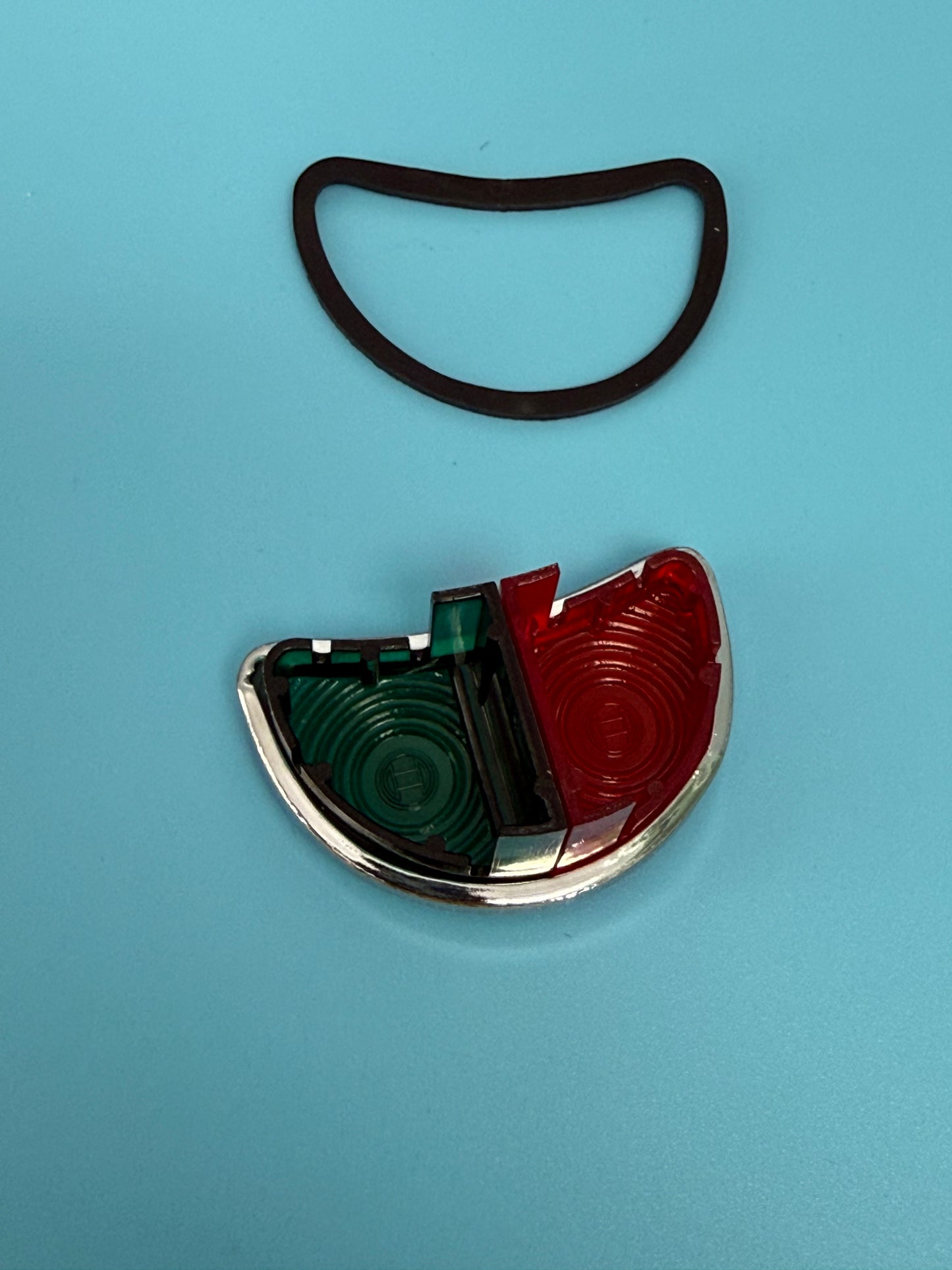 Indicator Lens Red/Green  pre 1970 BMW - 62 14 8 048 127