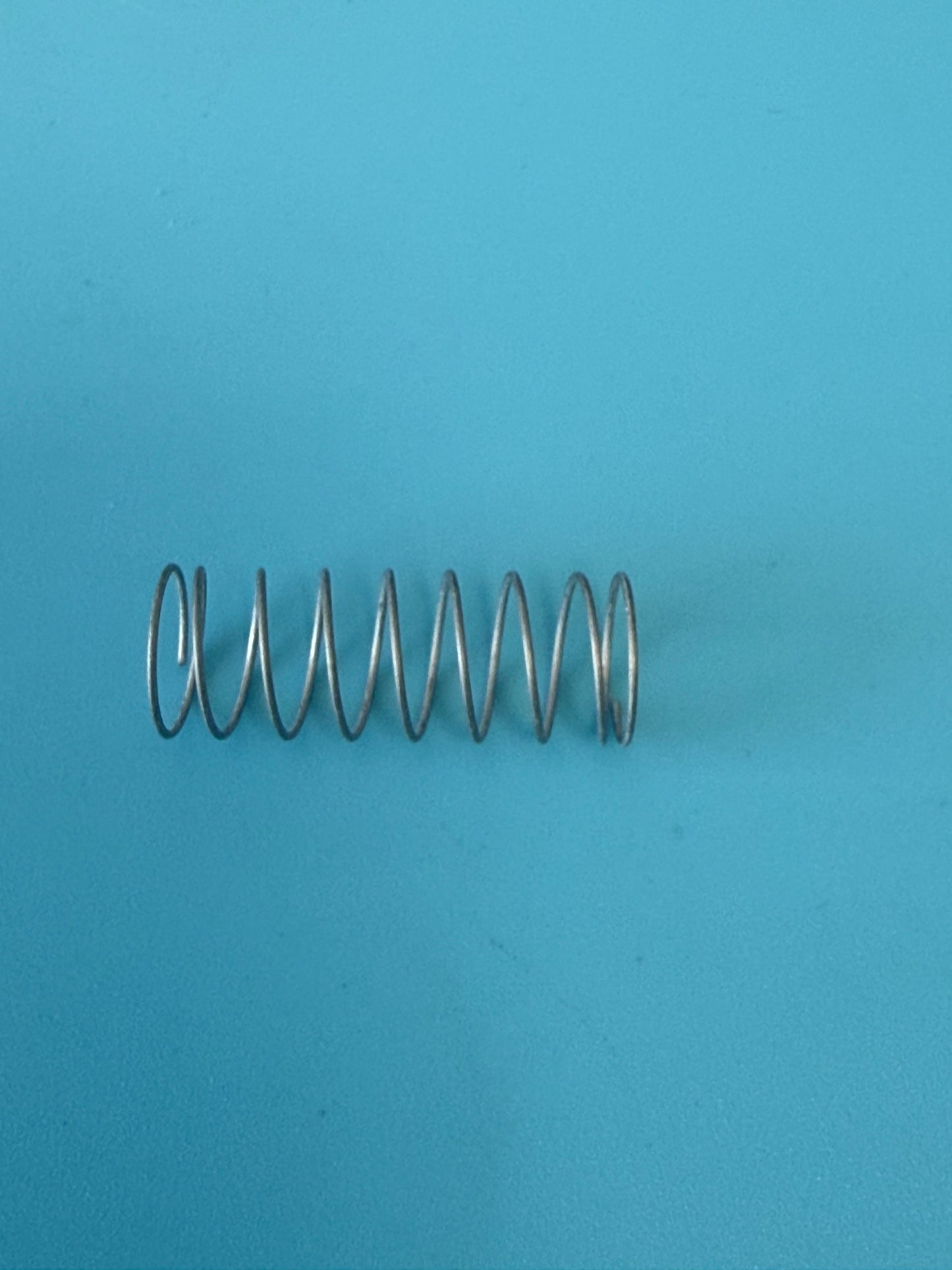 Compression Spring Breather Early type BMW Airhead - 11 11 1 251 228