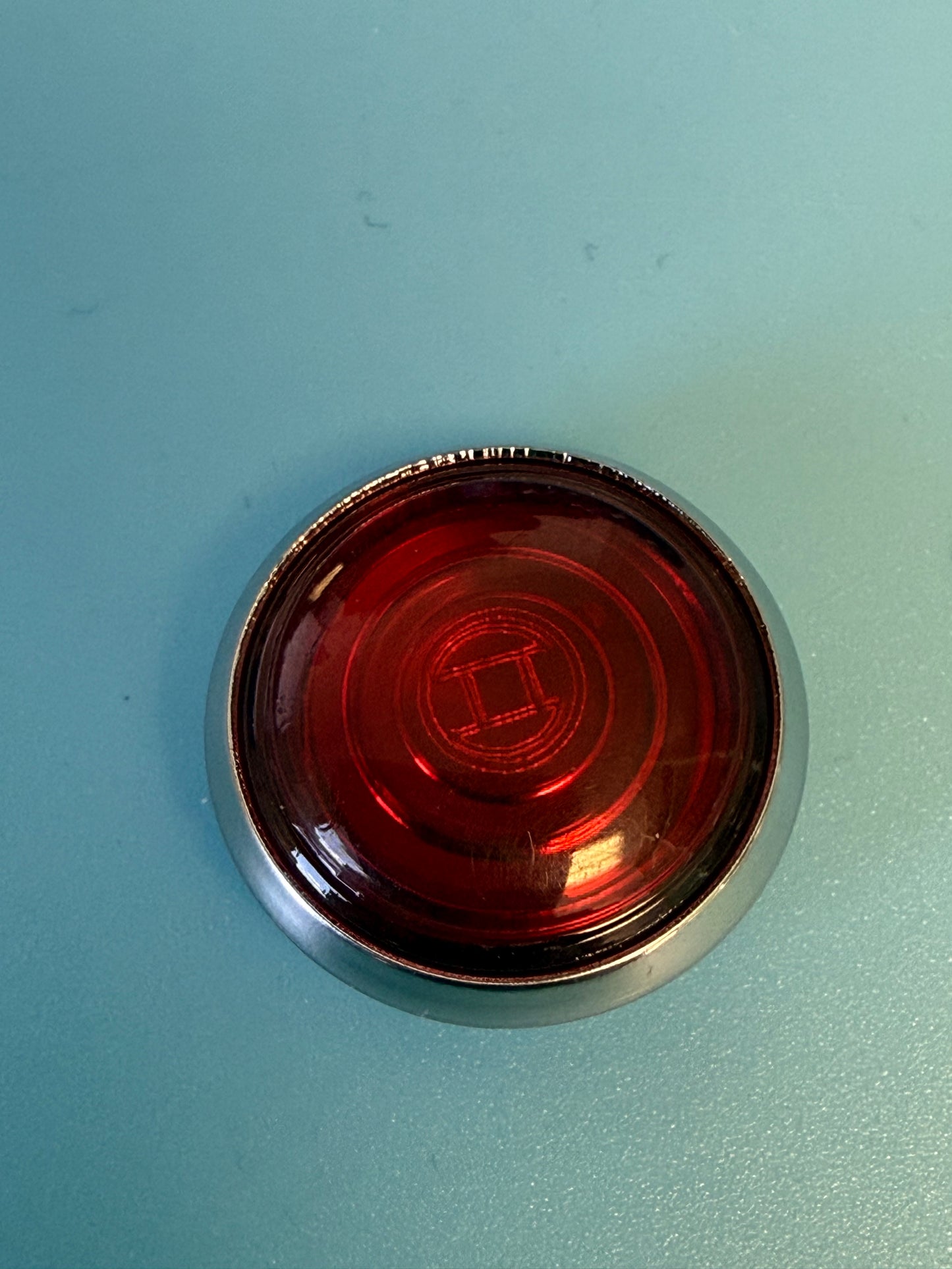 Control Glass - Red - 62 12 8 048 135