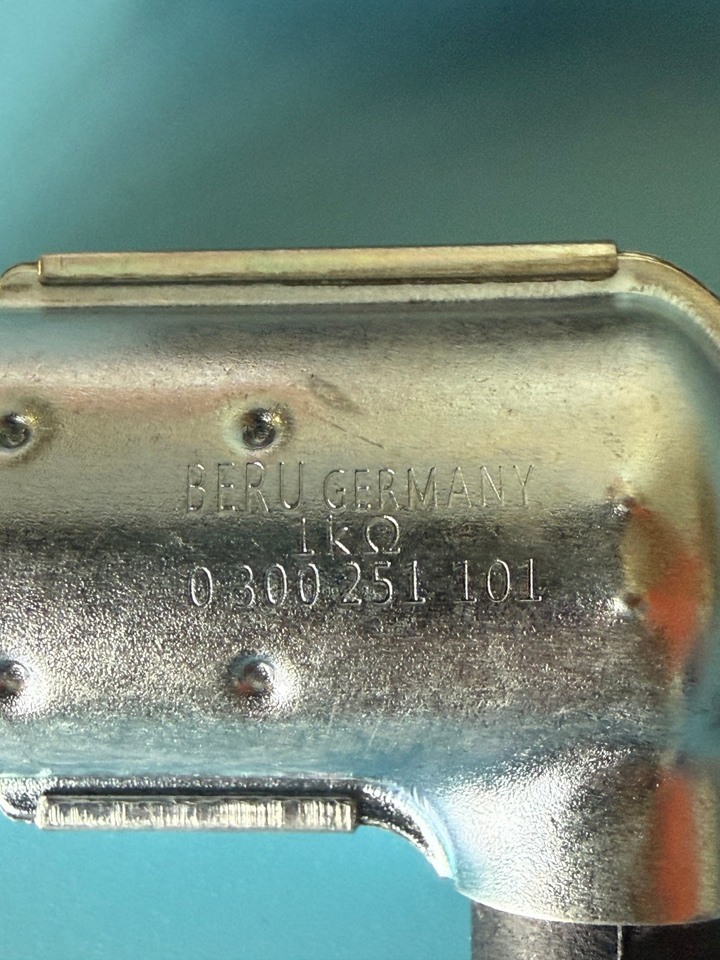 Beru 1K ohm Plug Cap 12 12 8 036 157