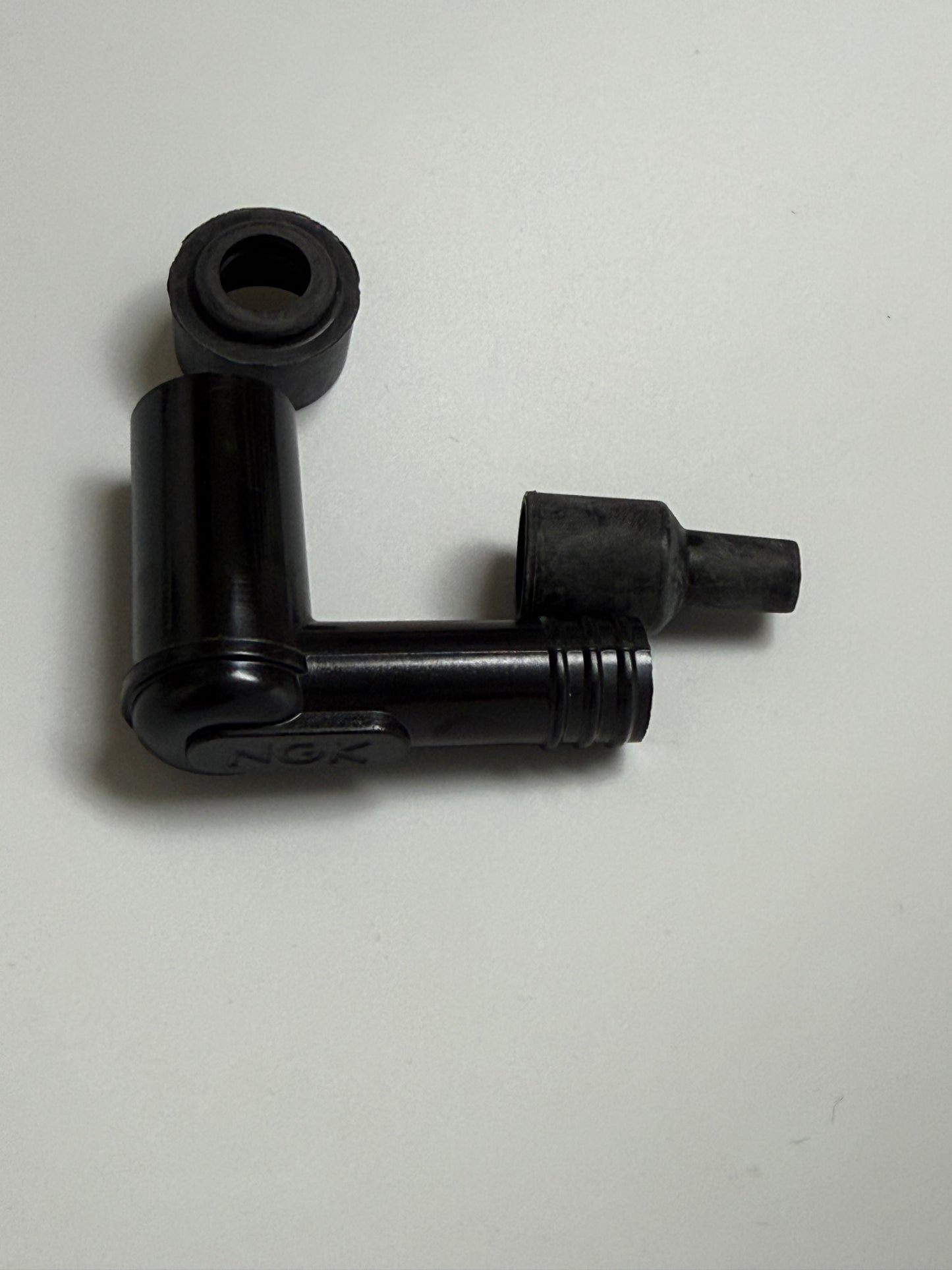 NGK LB05F - 5kohm Sparkplug Cap