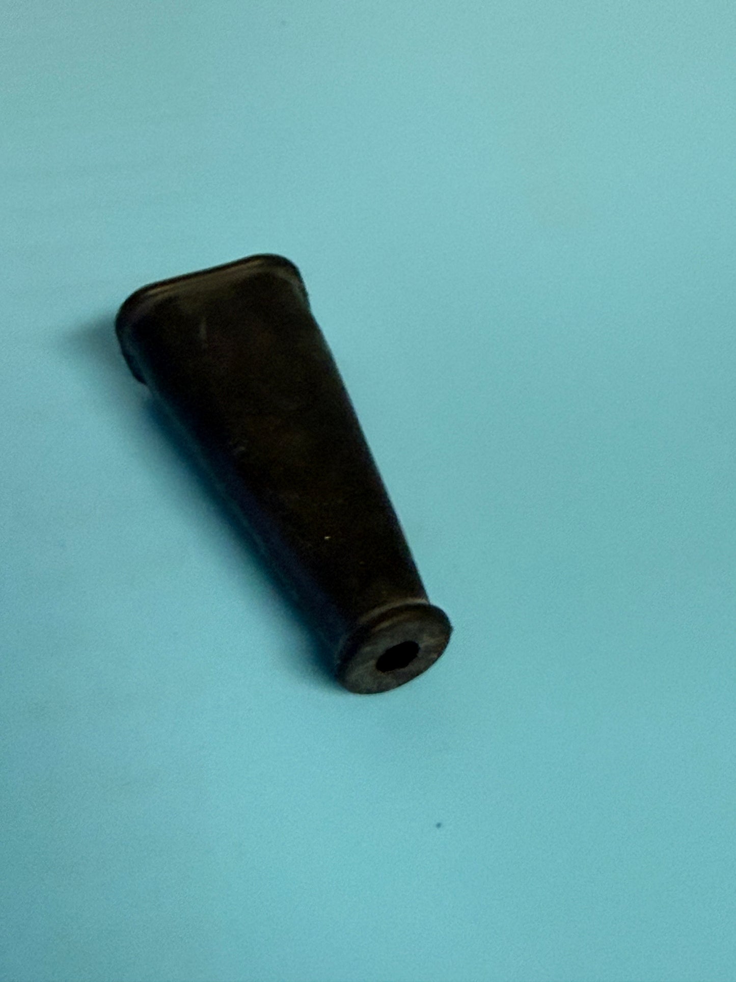 Throttle Cable Sleeve - Single BMW 32 73 1 242 495